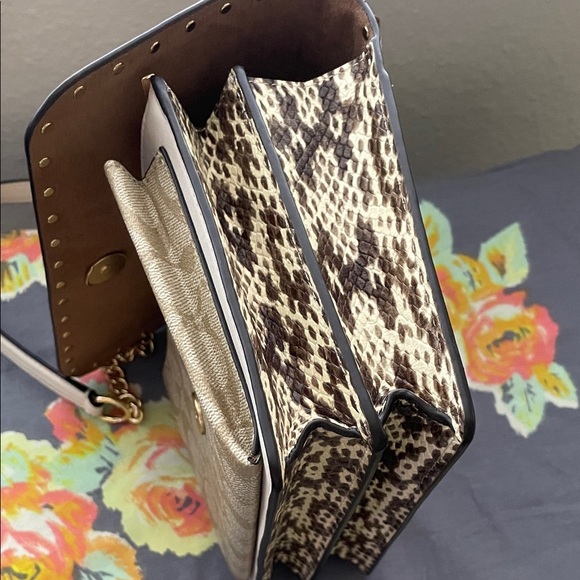 SOLD** - Picture 4 of 14